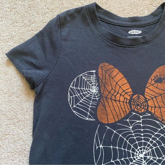 3/$15 or 4/$19 Halloween Glow In The Dark Minnie Mouse Disney Shirt Sz XSmall 5 - Picture 10 of 11